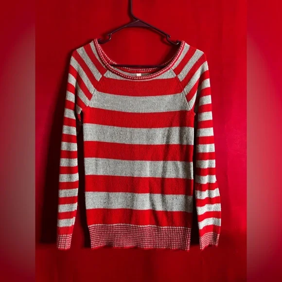 #307-Aeropostale Red/Gray Striped Crewneck Lightweight Sweater Size Small - Picture 1 of 3